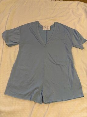 Women's Light Blue V Neck T-shirt Romper Size XS Oversized